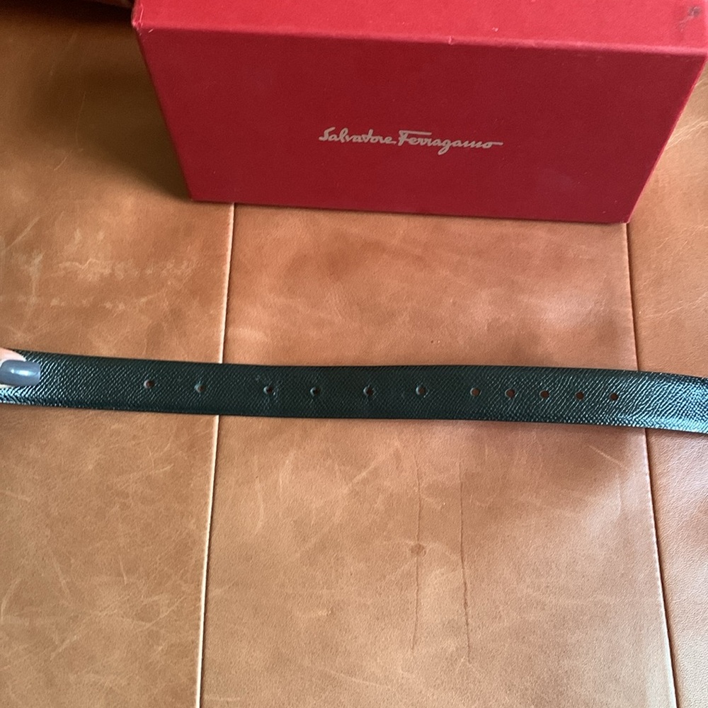 ⚡️FLASH SALE⚡️Salvatore Ferragamo Black and Red Belt with Gold Gancini Buckle - Picture 5 of 6